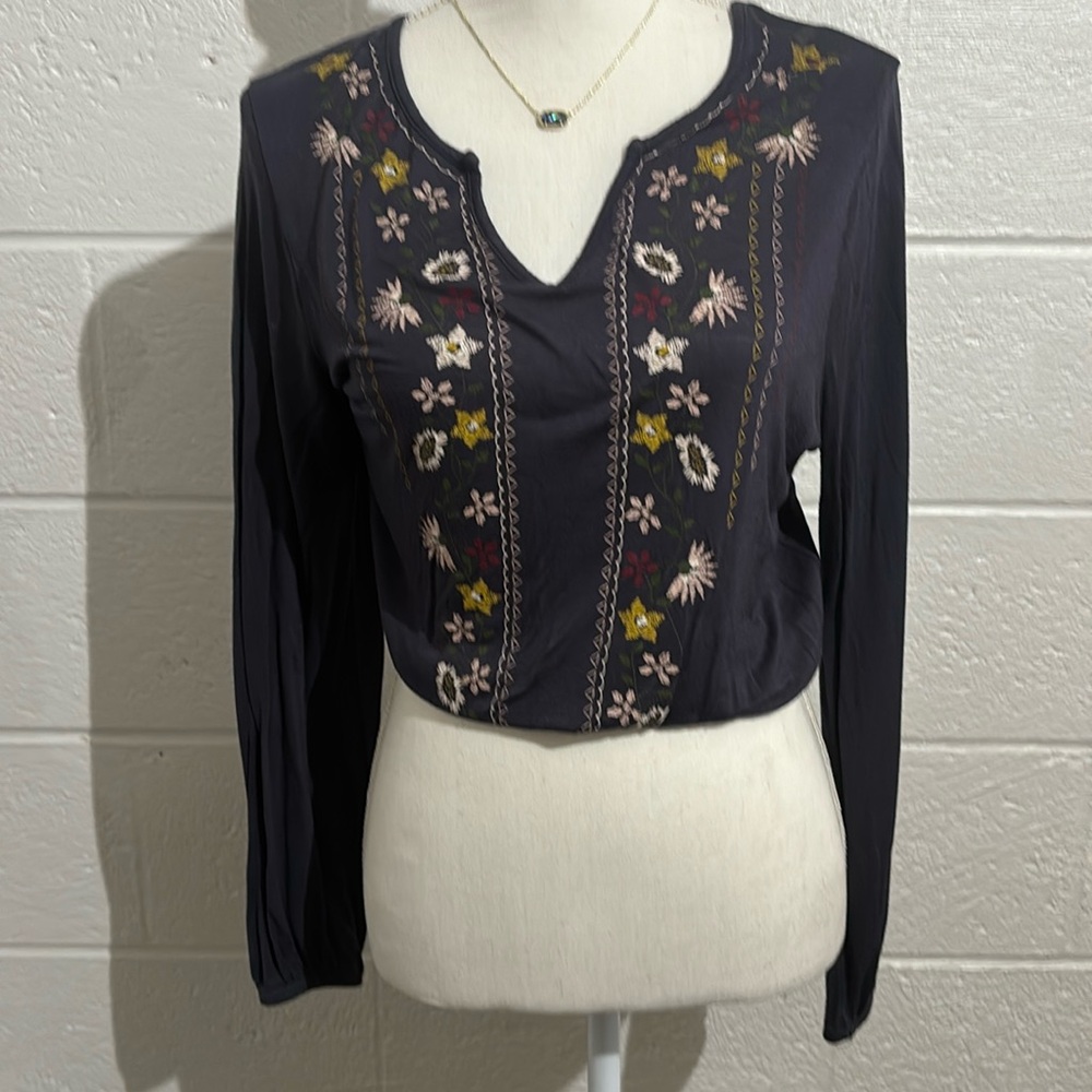 Revolt Jeans Youth In Revolt Navy Embroidered Cropped Peasant Top